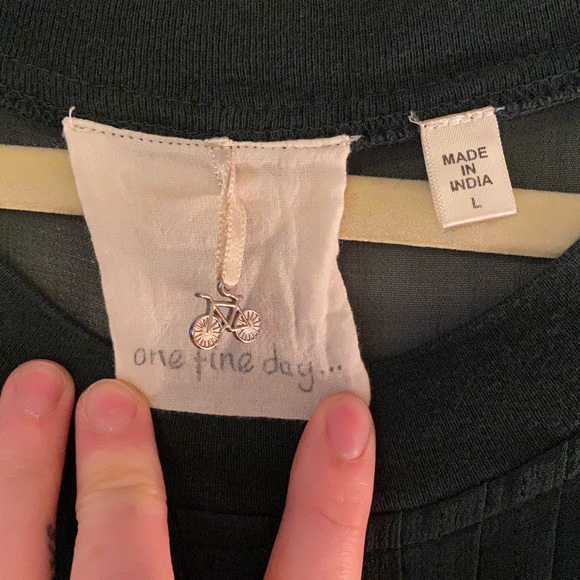 Sheer Green Top with Pleated Accents - Picture 2 of 2